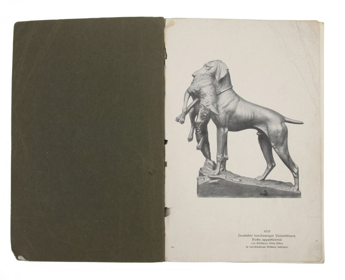 Fritz Diller figurines catalog: German catalog of plaques, medals and figurines of dogs made by artist Fritz Diller (1875 - 1945). The catalog contains 100 images of objects. Each object contains the artist's name and dimensions. Re