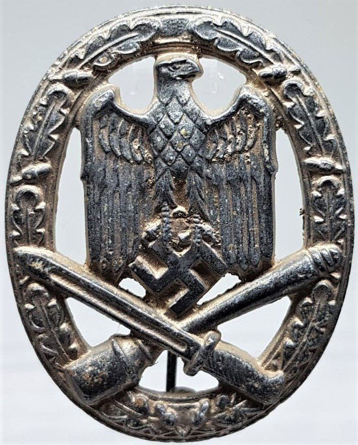 GENERAL ASSAULT BADGE (1 of 7)