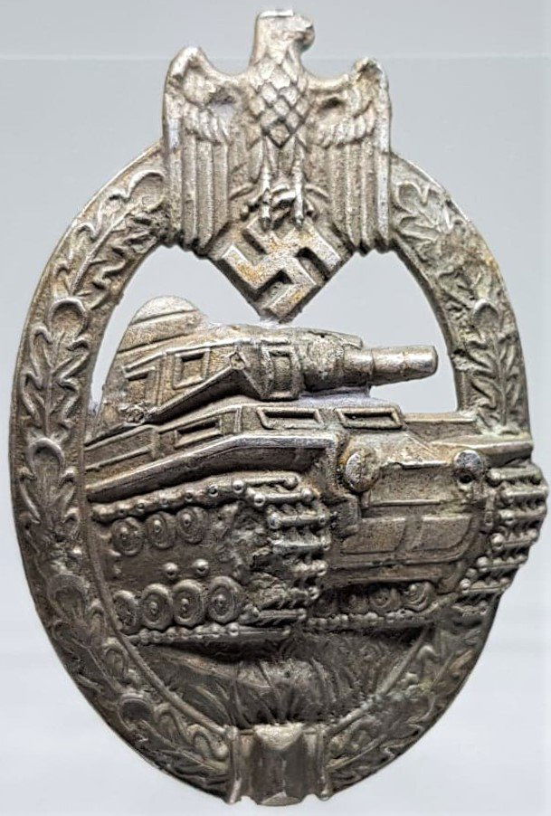PANZER ASSAULT BADGE - SILVER AS (1 of 12)