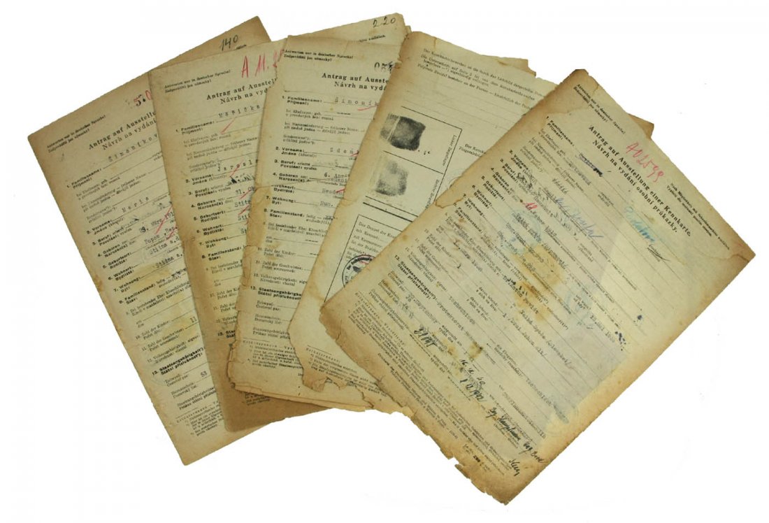 4 FORMAL REQUESTS TO ISSUE KENNKARTES TO CZECH PEOPLE: Interestig documents that consist of 4 formal requests done by Nazi administration to issue the respective Kennkartes to 4 different Czech citizens after German occupation. With all the information ab