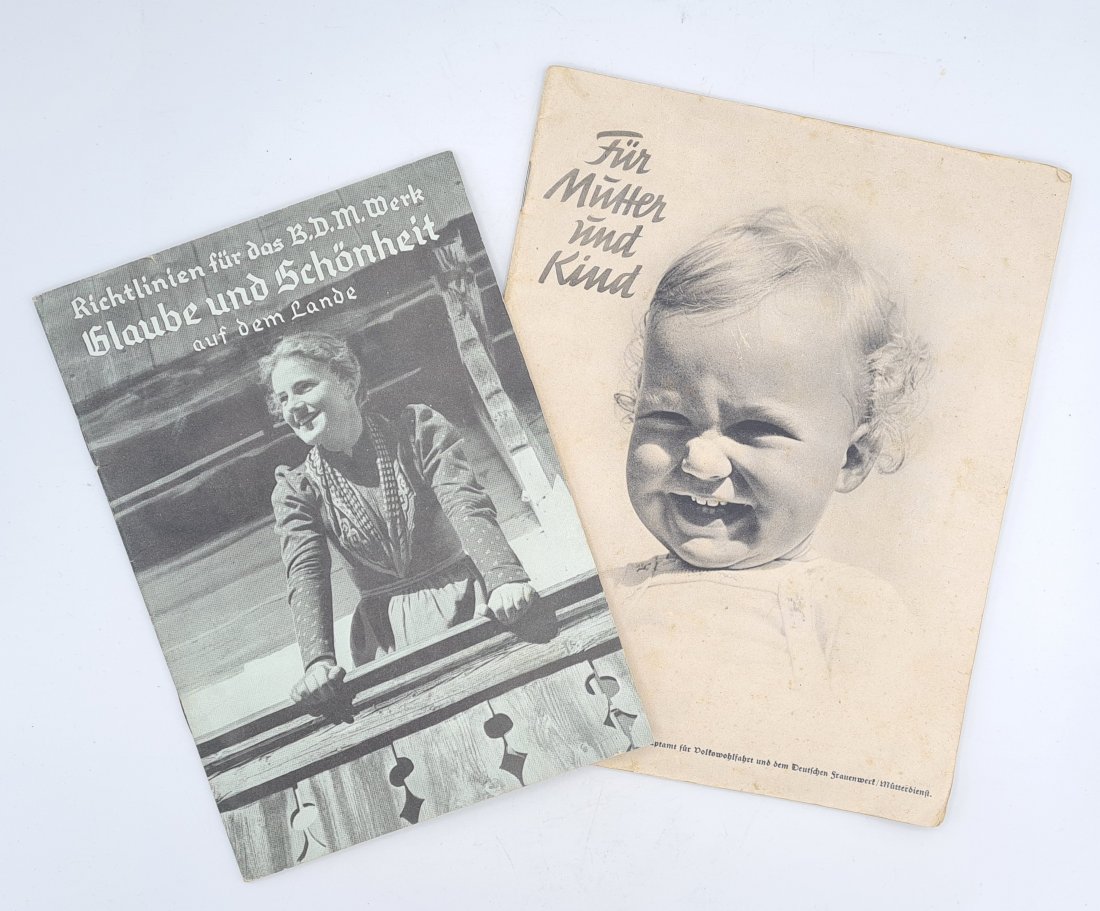 2 Propaganda Brochures of the BDM Werk (1 of 11)