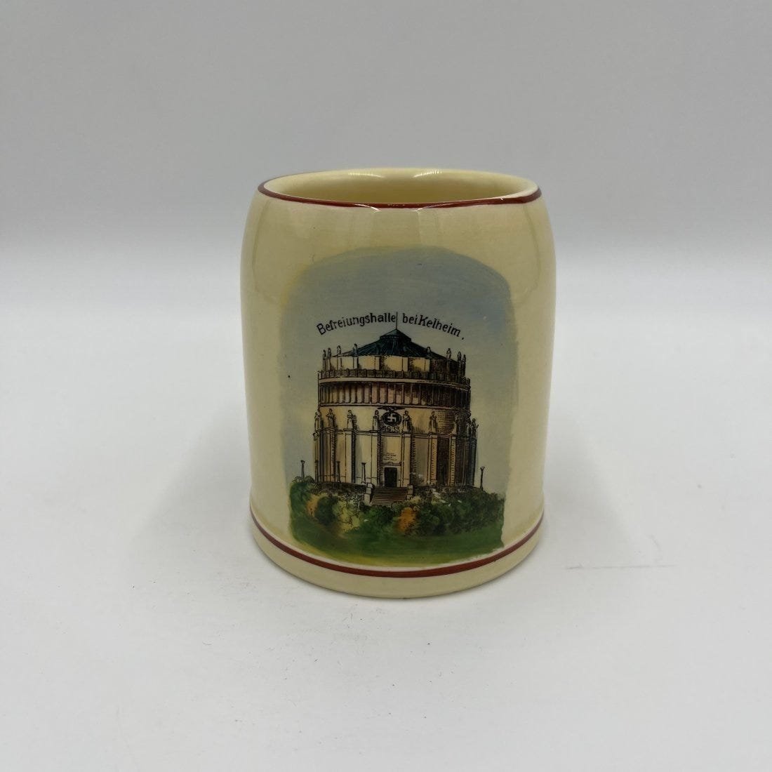 Third Reich "Befreiungshalle Kelheim" 1/4 Liter Mug: Rare original 1933 "Befreiungshalle Kelheim" 1/4 liter mug depicting the monument that Bavarian king Ludwig I. commissioned to commemorate the victory over Napoleon in the Befreiungskrieg 1813-1815. S