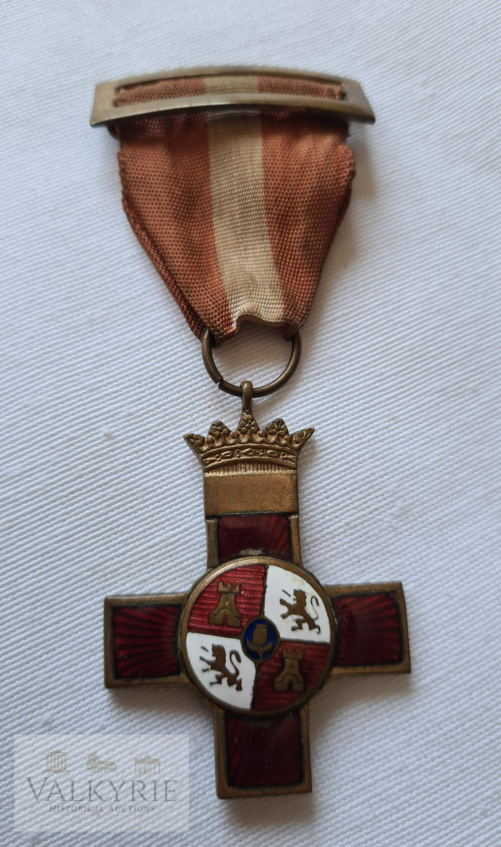 Spanish Red War Merit Cross - Legion Condor & Blue Div: Very nice example of Cruz Roja al merito militar / Spanish War Merit Cross in its Egaña model, the most wanted manufacturer for collectors of Spanish medals awarded to Legion Condor, Italian CTV volu