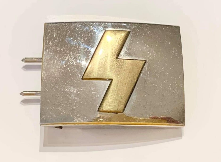 Hitler Youth DJ / HJ Unissued Belt Buckle with RZM Tag: Hitler Youth DJ / HJ Unissued Belt Buckle - RZM 55, rare maker August Enders. RZM tag attached.