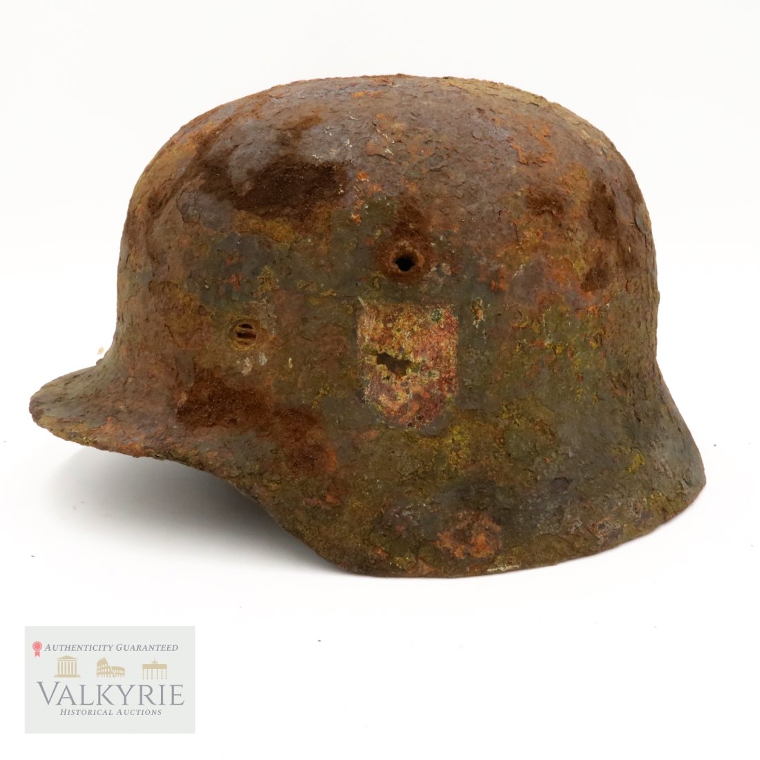 German WWII Heer Helmet - Relic from Russian Front (1 of 4)