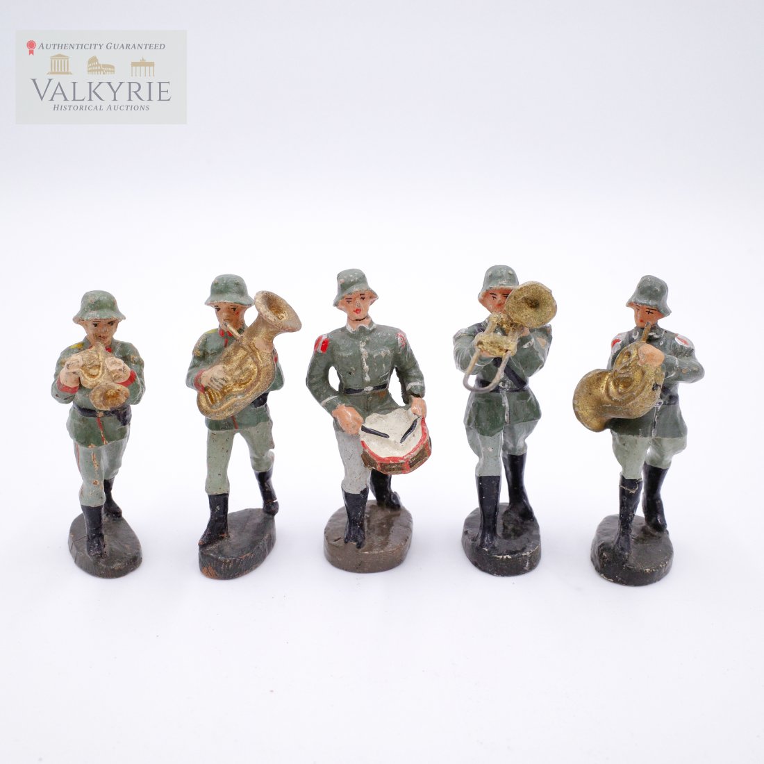 German WWII Lineol Toy Soldiers: German WWII Lineol (or similar) Toy Soldiers.