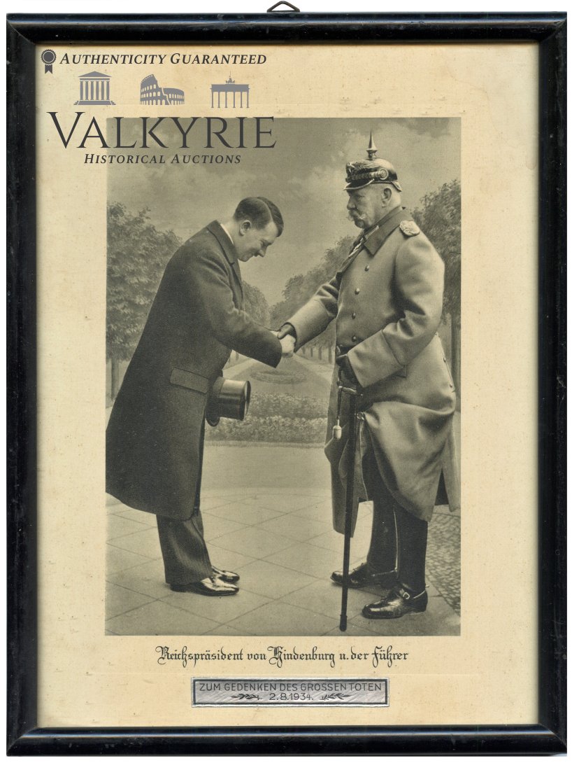 Framed commemorative Photo of Adolf Hitler & von Hindenburg When Hitler Becase Chancellor: Patriotic commemorative photo with a photo of Adolf Hitler greeting the Generalfeldmarschall and politican Paul von Hindenburg the very same day Hitler became new Chancellor of Germany. Photo comes wi