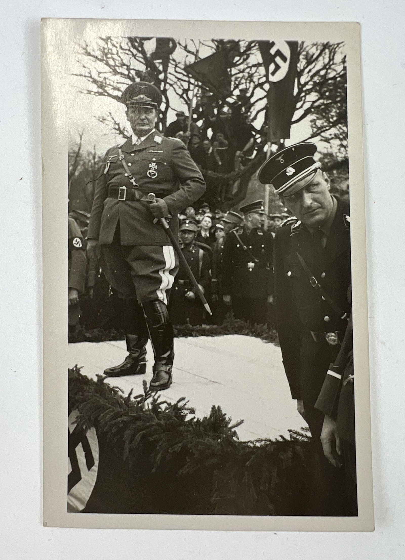 Hermann GÃ¶rin On The Rostrum with SS man Orginal Photo: Hermann GÃ¶rin On The Rostrum with SS man Orginal Photo - postcard size. VERY IMPORTANT!!!Shipping from our office in Europe