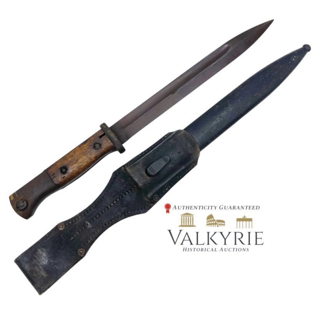 German WWII Bayonet M1884 / 98 with Frog - Matching Numbers (1 of 5)