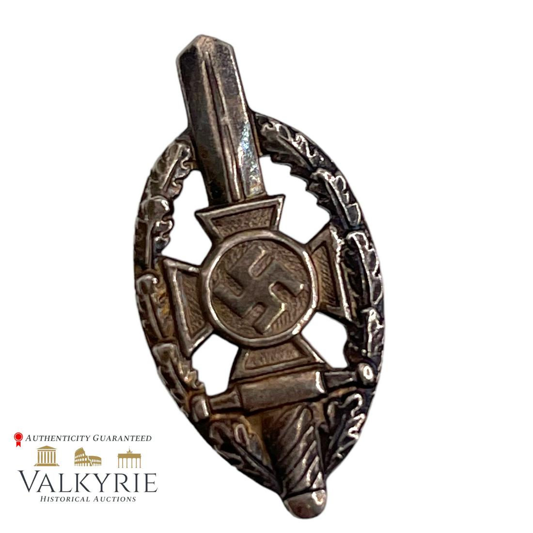 German WWII Veterans Association Pin (1 of 2)