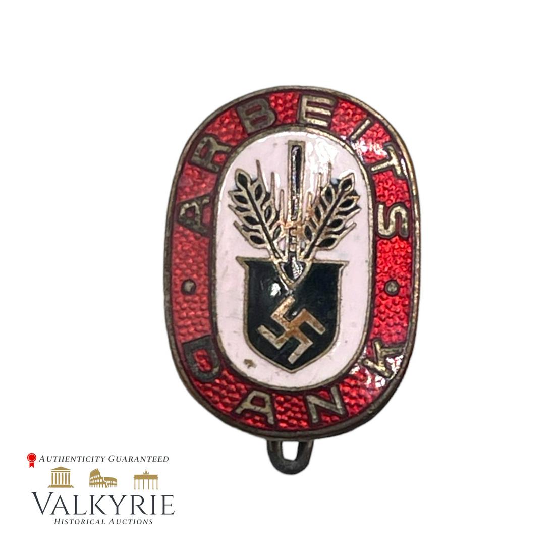 German WWII Arbeits Dank Badge (1 of 2)