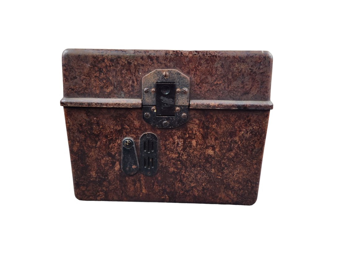 Good Condition WW2 German FF33 Field Phone (1 of 9)