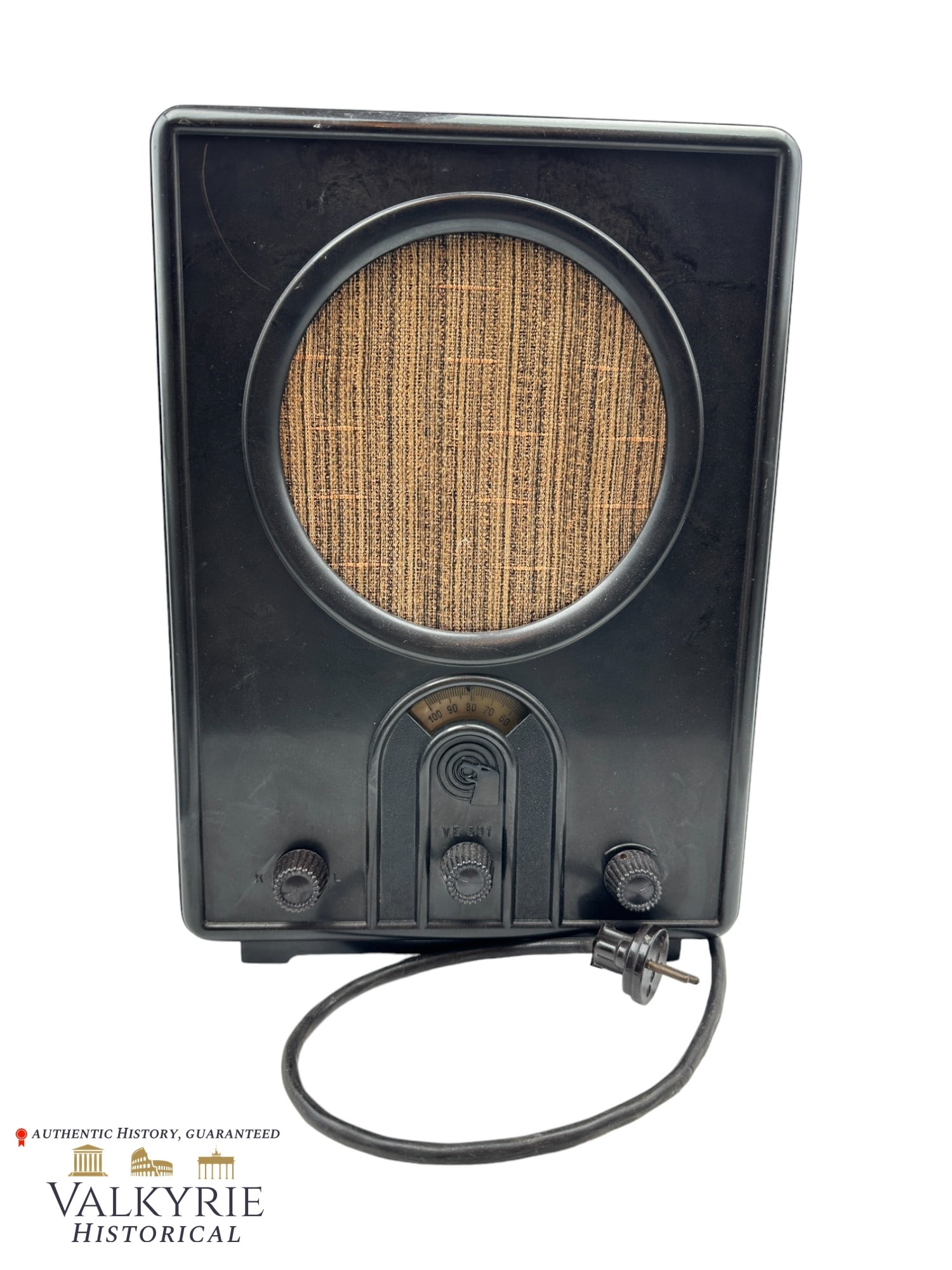 NAZI THIRD REICH VOLKSEMPFANGER VE301 RADIO: DEUTSCHER VOLKSEMPFANGER VE-301A THIRD REICH ARTIFACT OF GREAT IMPORTANCE FOR GERMAN PROPAGANDA Reich Minister of Propaganda Dr. Joseph Goebbels had the great idea to create affordable radios and sell