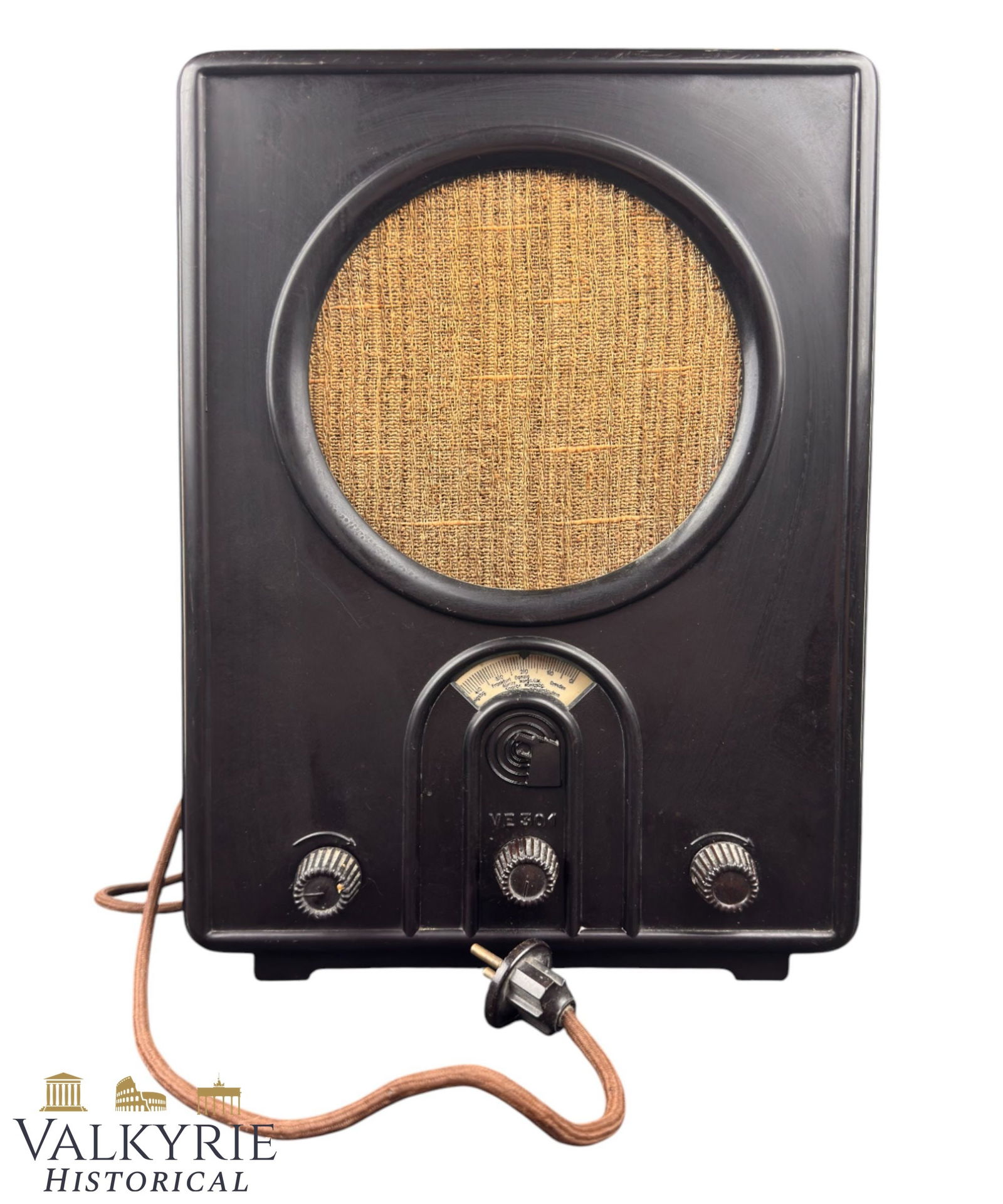 Excellent Example of the III Reich Period "Volksempfaenger" or "People's Receiver" Model VE301: Excellent Example of the III Reich Period "Volksempfaenger" or "People's Receiver". It was a range low-cost radio receiver produced by Nazi Germany, developed by engineer Otto Grassing at the request