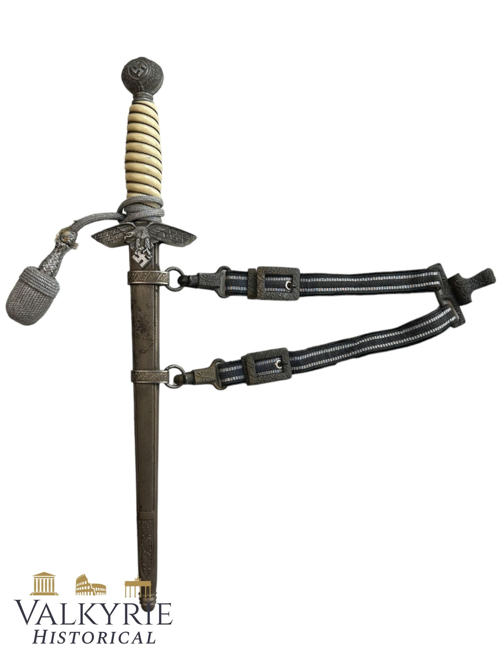 German WWII Luftwaffe Dagger with Portepee + Hanger (1 of 18)