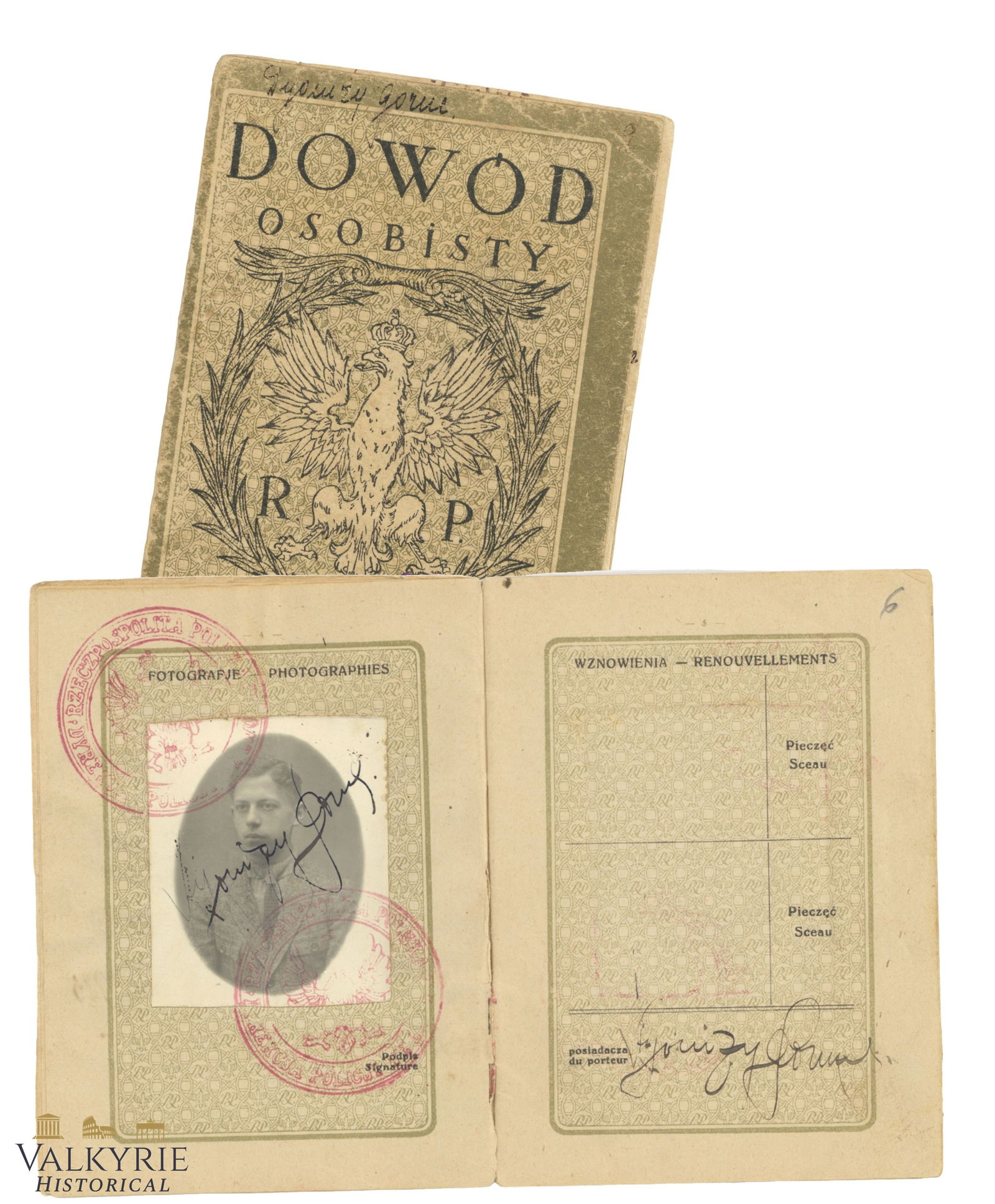 Rare Polish Passport to a Jewish Man Who Emigrated to Palestine in 1925 (1 of 10)