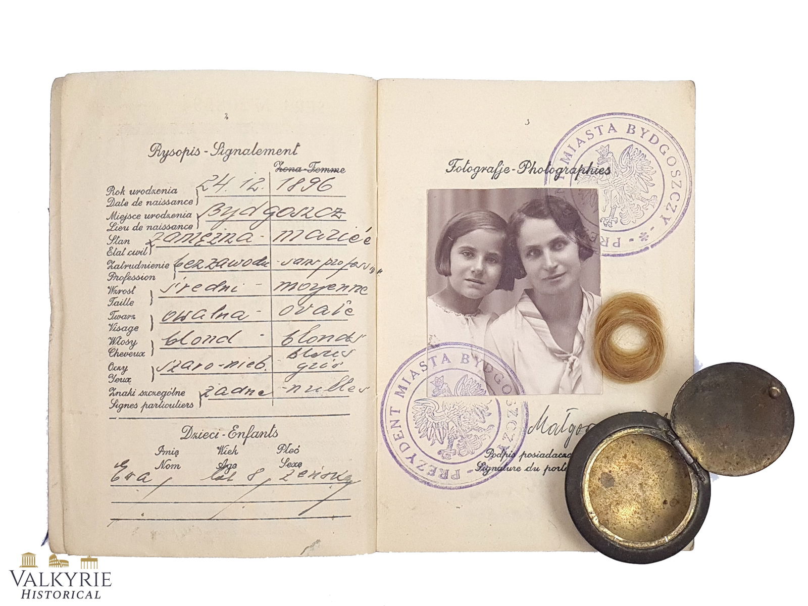 Set of Passport to Polish Jewish Mother & Daughter Wolff Malgorzata and Also Little Box With Cut Blo (1 of 19)