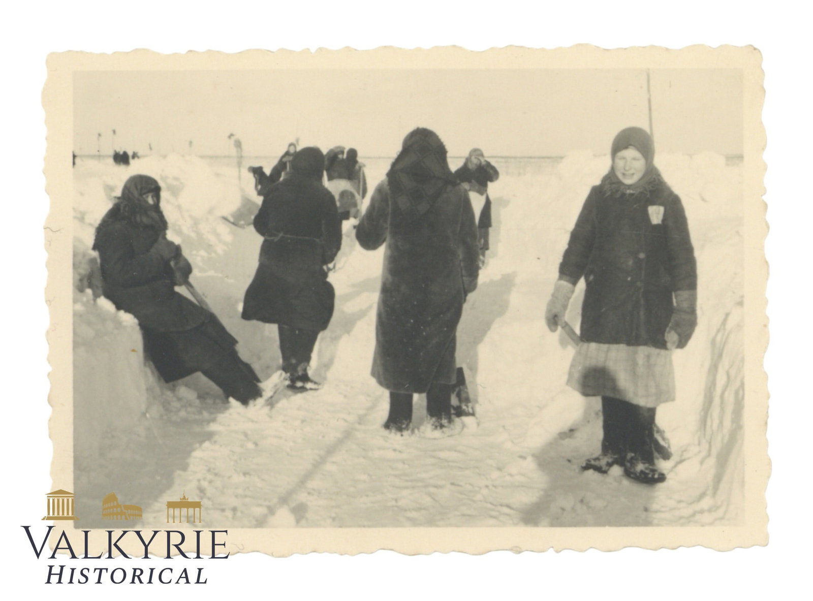 Photo of Jewish Women Working Cleaning Up the Snow: Photo of Jewish women working cleaning up the snow that blocks a road. They are using spades.Size 6cm x 8,5cm. Probably in East ( Belarus, Lithuania or Ukraine ) All items for this auction will be shi