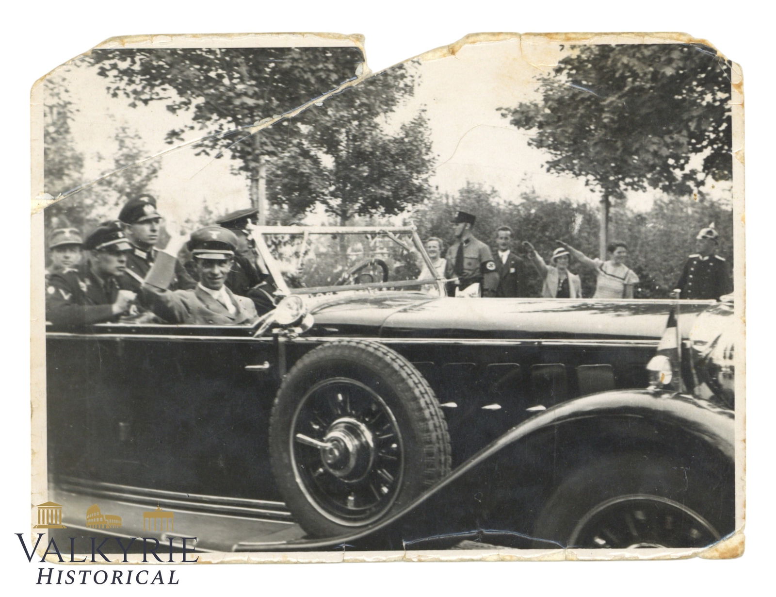 Private Taken Photo of Dr. Goebbels Greeting to the Crowd From a Car With SS Men: Private Taken Photo of Dr. Goebbels Greeting to the Crowd From a Car With SS Men.Size: 11,5x8,5cm. All items for this auction will be shipping from Europe. Shipping cost $25 it doesn't matter how many