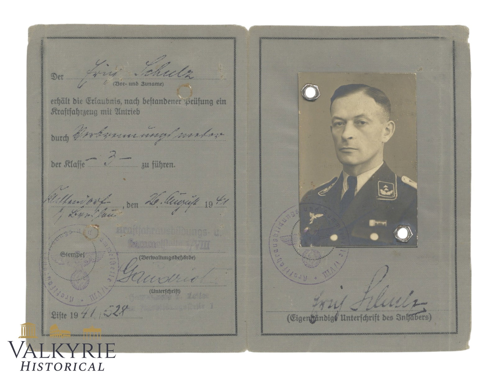 German Luftwaffe Military Driver's License (Wehrmacht-Führerschein) – Breslau 1941: WWII German Luftwaffe Military Driver's License (Wehrmacht-Führerschein) – Breslau 1941 – Fritz Schulz1. Document Overview & Holder Details Up for auction is an original World War II German