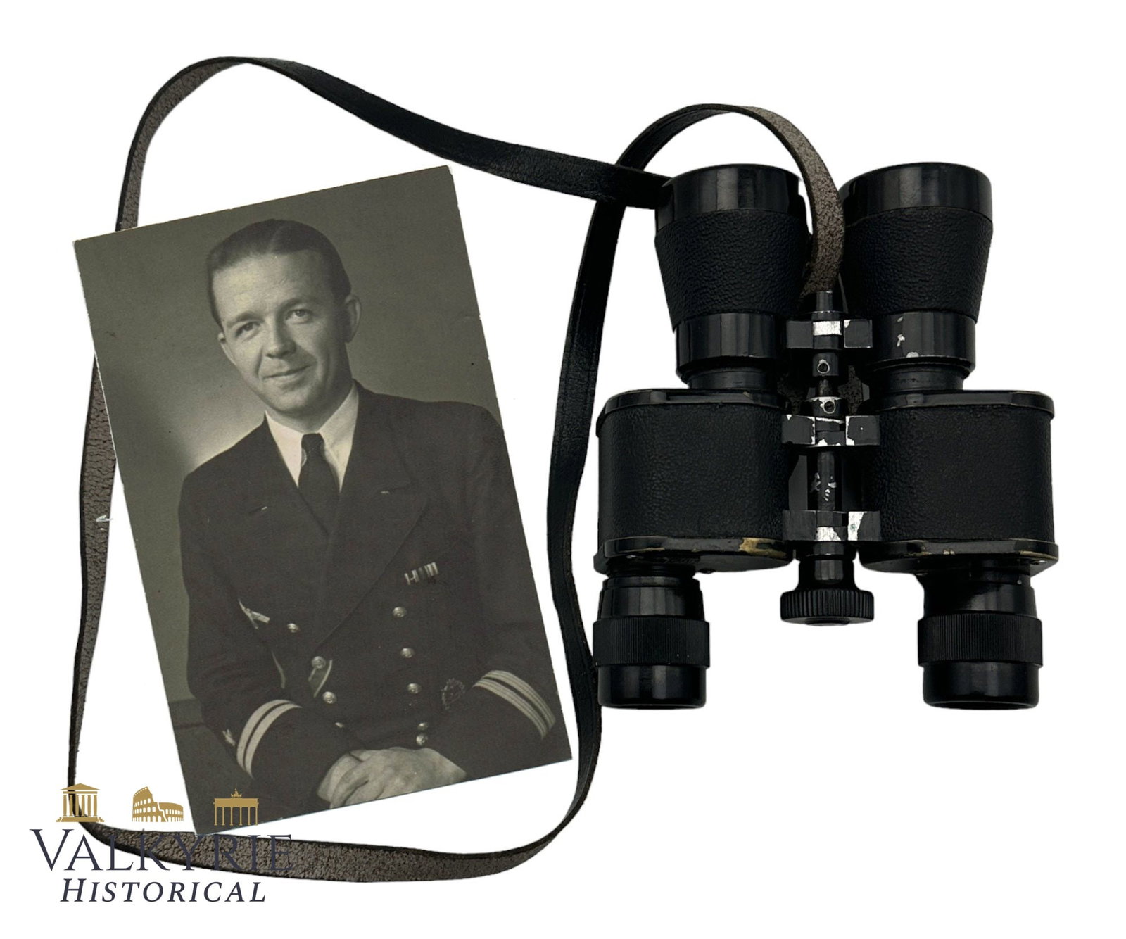 Set of Kriegsmarine Officer's Portrait and His Binoculars (1 of 16)
