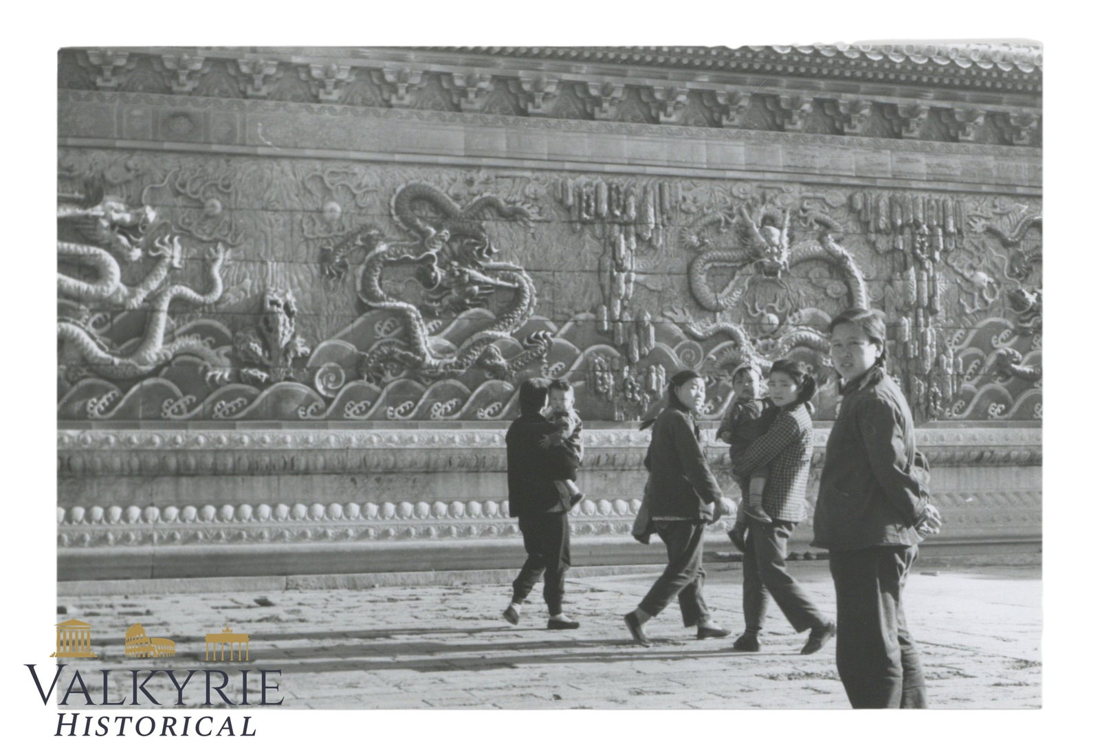 Arczynski Artistic Photograph: Walls of 9 Dragons Jiulongpo , Beijing, China, from the 1950s.: Arczynski Artistic Photograph: Walls of 9 Dragons Jiulongpo , Beijing, China, from the 1950s.The photographer was made by:Stefan Arczynski (31 July 1916 – 28 August 2022) was a Polish photographer, 
