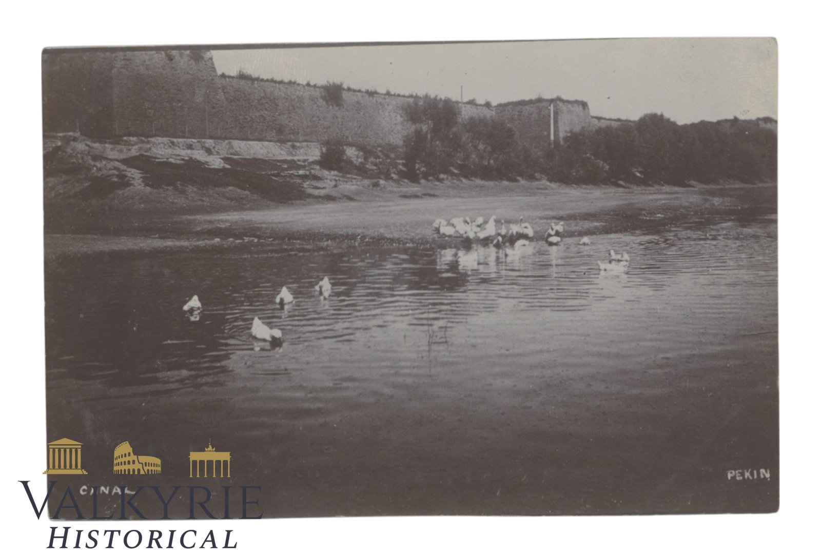 Beijing China ( Pekin ) - Canal - Photo postcard - around 1910 . (1 of 2)