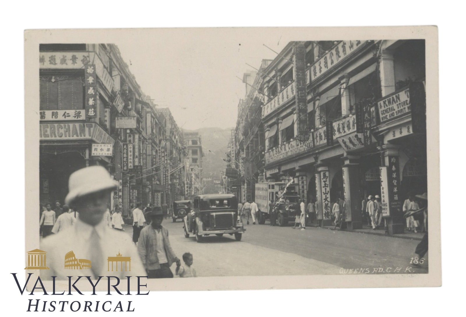 Hong Kong - Queens Road - Photo postcard - around 1930. (1 of 2)