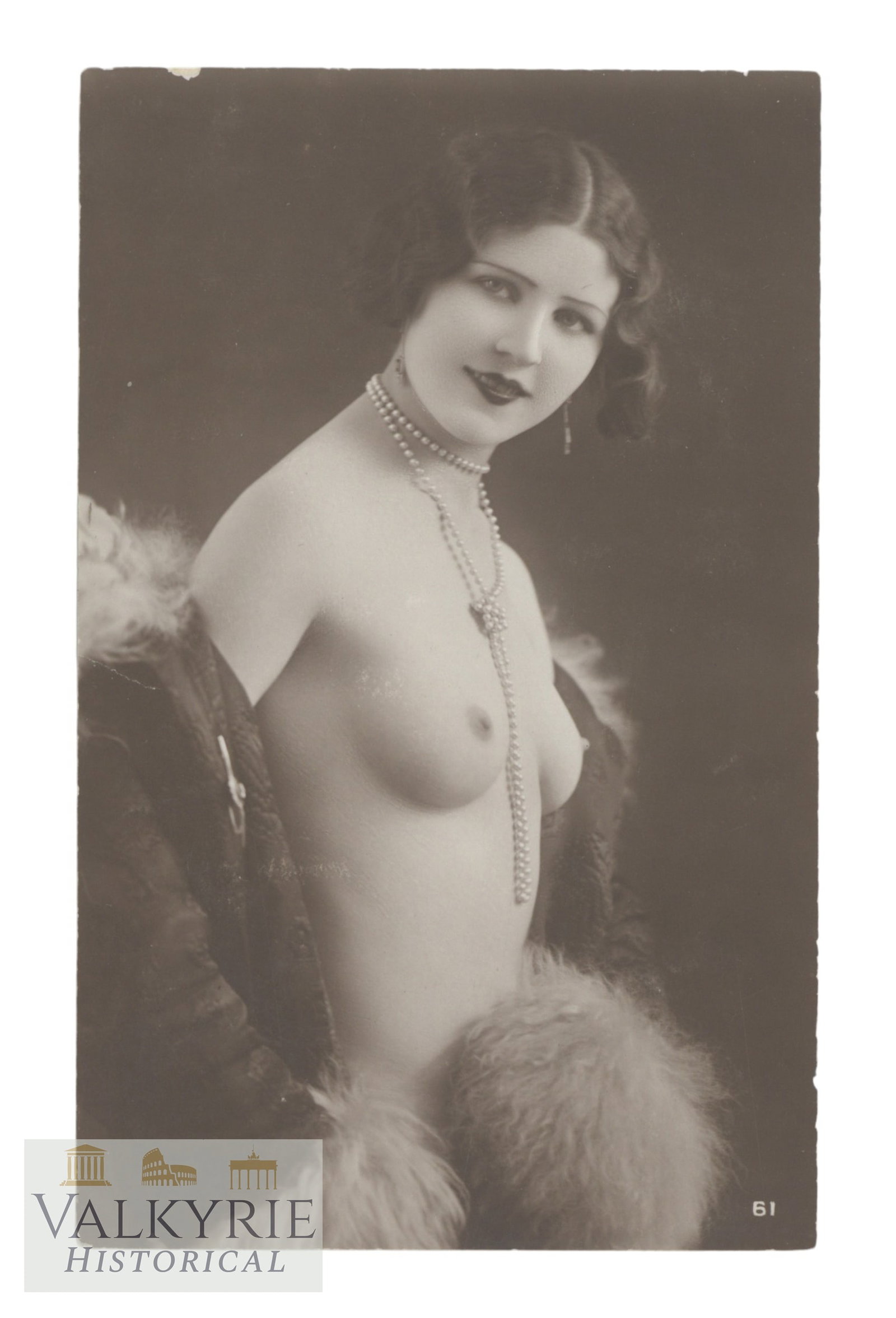 Artistic Photo - Female Nudes. Postcard size, circa 1910-1930.: Artistic Photo - Female Nudes. Postcard size, circa 1910-1930. Shipping flat cost $25 it doesn't matter how many items you win. you pay just $25 for shipping.