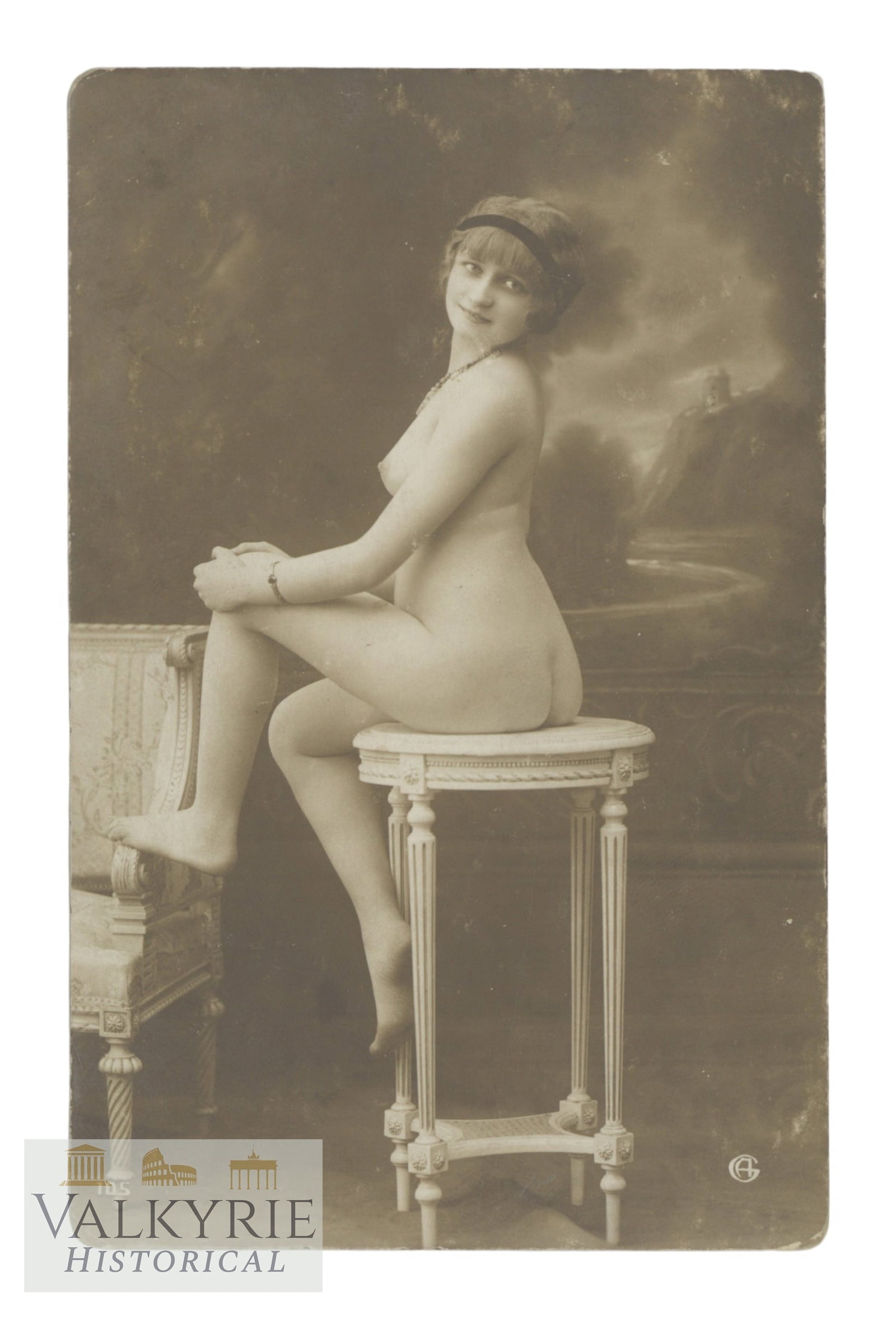 Artistic Photo - Female Nudes. Postcard size, circa 1910-1930.: Artistic Photo - Female Nudes. Postcard size, circa 1910-1930. Shipping flat cost $25 it doesn't matter how many items you win. you pay just $25 for shipping.