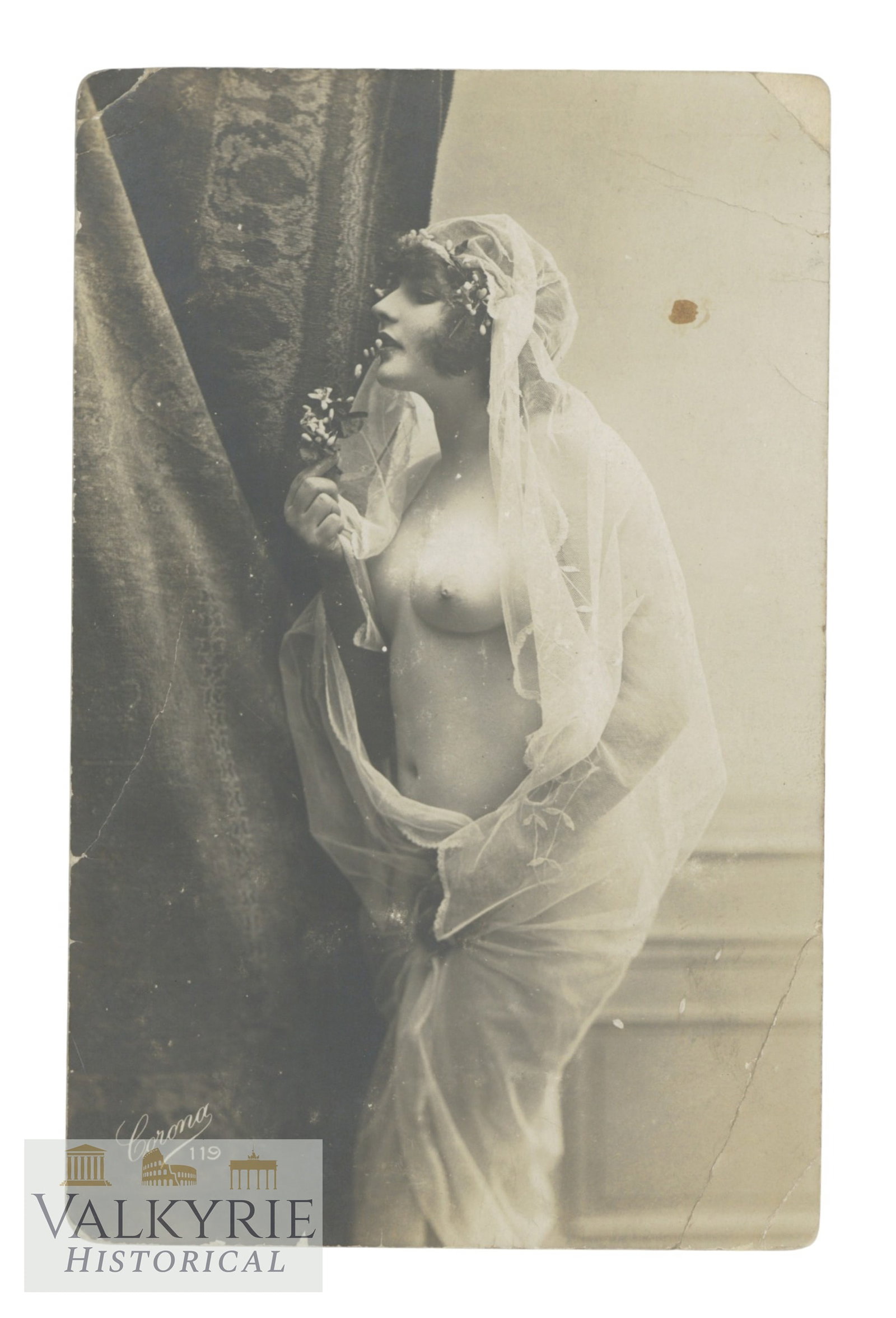 Artistic Photo - Female Nudes. Postcard size, circa 1910-1930.: Artistic Photo - Female Nudes. Postcard size, circa 1910-1930. Shipping flat cost $25 it doesn't matter how many items you win. you pay just $25 for shipping..