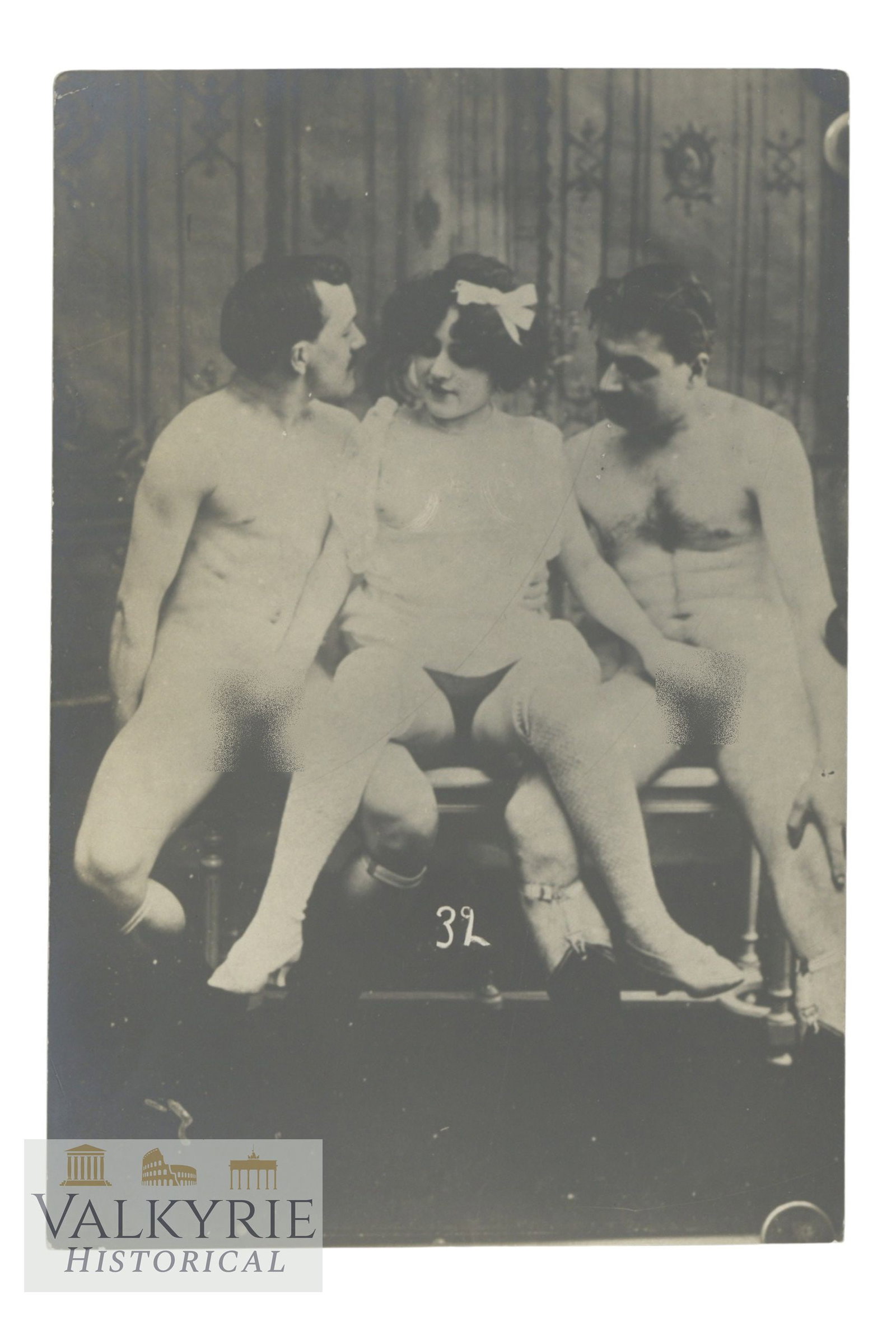 Artistic Photo - Female Nudes. Postcard size, circa 1910-1930.: Artistic Photo - Female Nudes. Postcard size, circa 1910-1930. Shipping flat cost $25 it doesn't matter how many items you win. you pay just $25 for shipping.