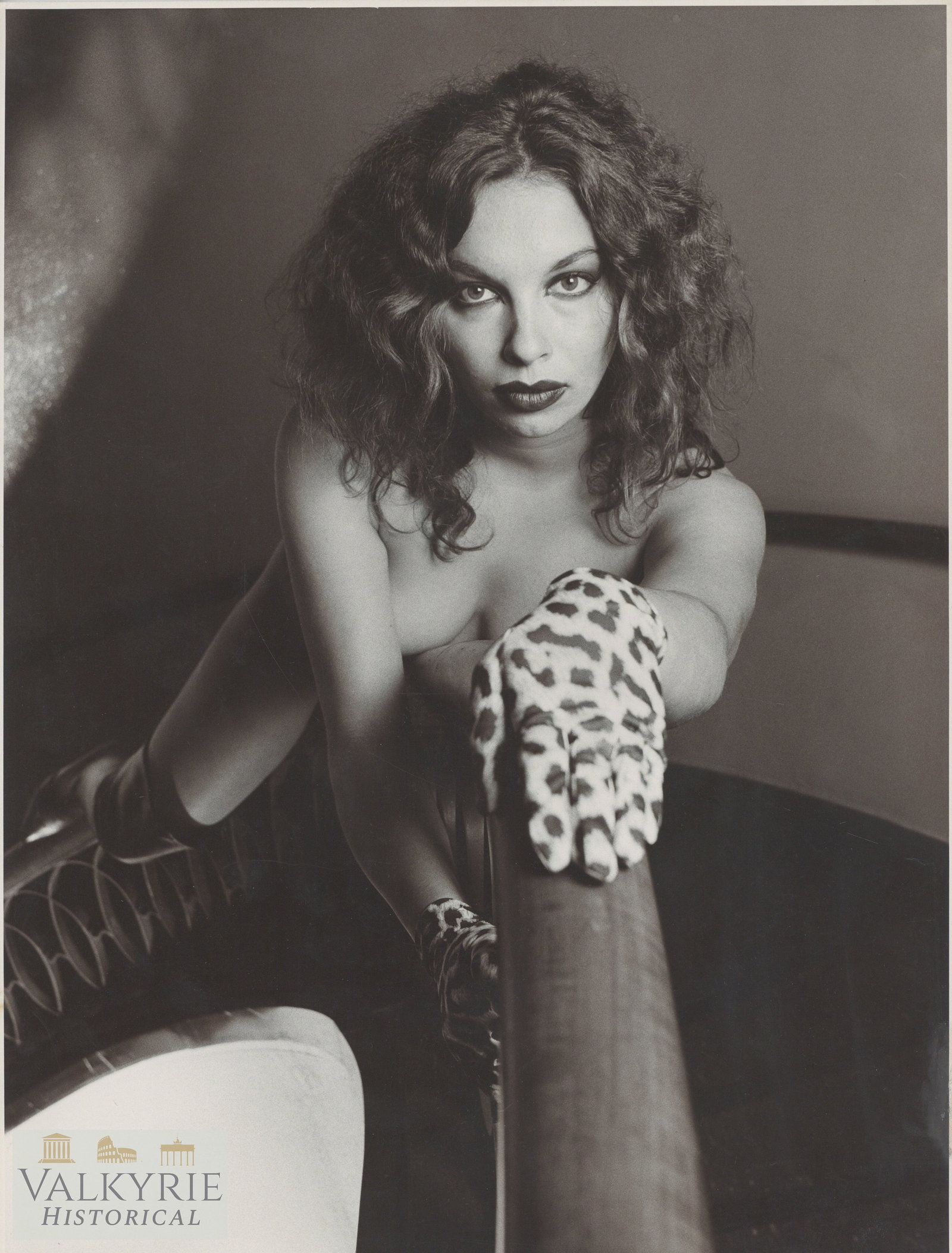 Artistic Photo - Helmut Newton ? - Female Nudes - Big Format: Artistic Photo - Female Nudes - Playboy . Big Format , size around 40cm x 30cm . Shipping flat cost $25 it doesn't matter how many items you win. you pay just $25 for shipping.
