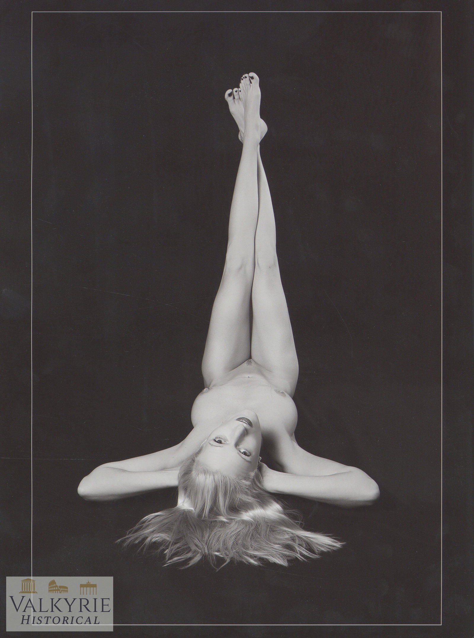 Artistic Photo - Waclaw Wantuch - Female Nudes - Big Format: Artistic Photo - Female Nudes - This image depicts a fine art photograph by Waclaw Wantuch, a renowned Polish photographer specializing in nudes. Waclaw Wantuch is the author of several photo albums d
