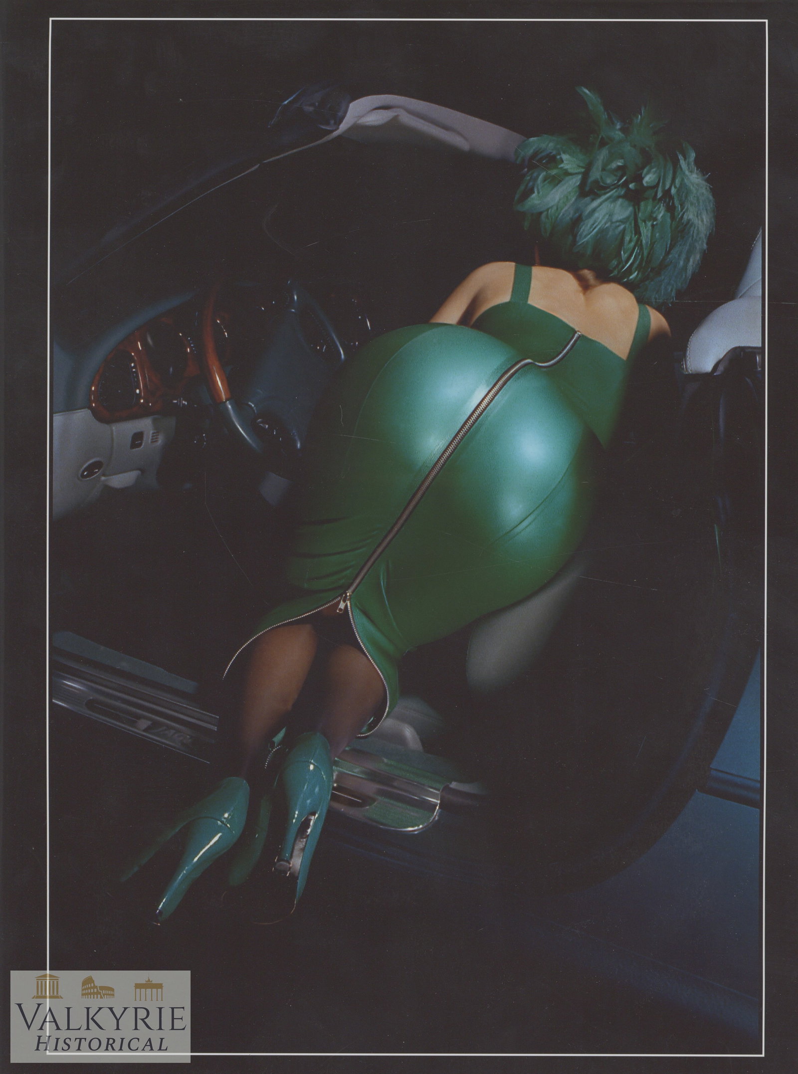 Artistic Photo - Female Nudes - Big Format - Playboy: Artistic Photo - Female Nudes - Playboy . Big Format , size around 40cm x 30cm . Shipping flat cost $25 it doesn't matter how many items you win. you pay just $25 for shipping.