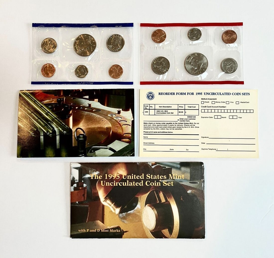 1995 United States Mint Set in Original Government Packaging 10 coins: 1995 United States Mint Set in Original Government Packaging 10 coins. Contains both the entire Philadelphia and Denver Issues for 1995. Includes 2 Kennedy Half Dollars.