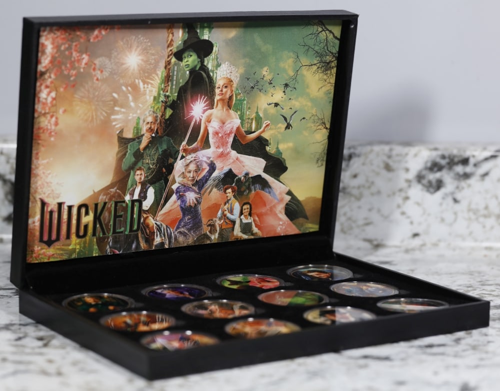 12 Coin Wicked Wizard of Oz Gold Plated Round Collection In Custom Box W/ Special Backer card - 2