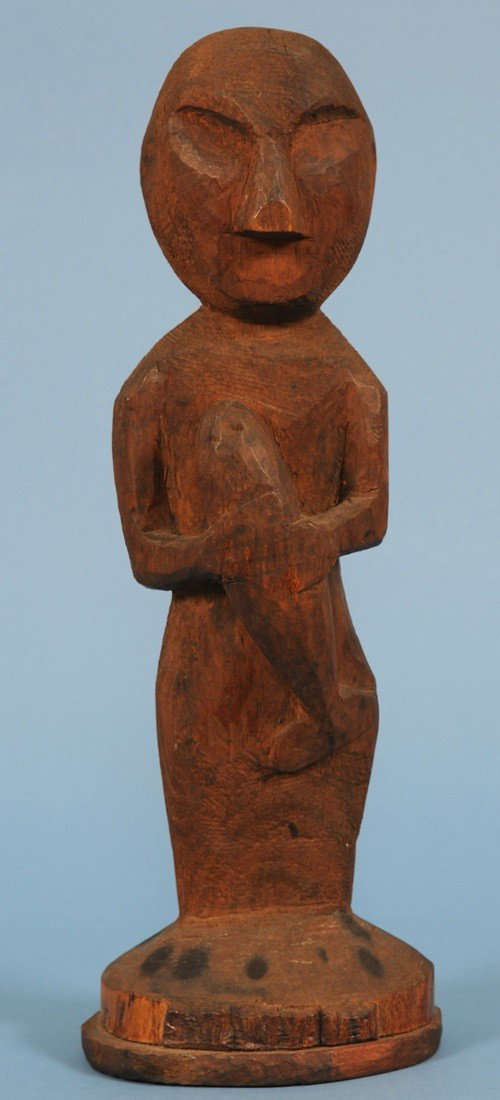 19TH C. Nuu-chah-nulth Ceremonial Whaling Figure o: 19TH C. Nuu-chah-nulth Ceremonial Whaling Figure of Shaman Clutching a Whale - Fine Dark Patina 16" H. 5 5/8" W. Good Condition