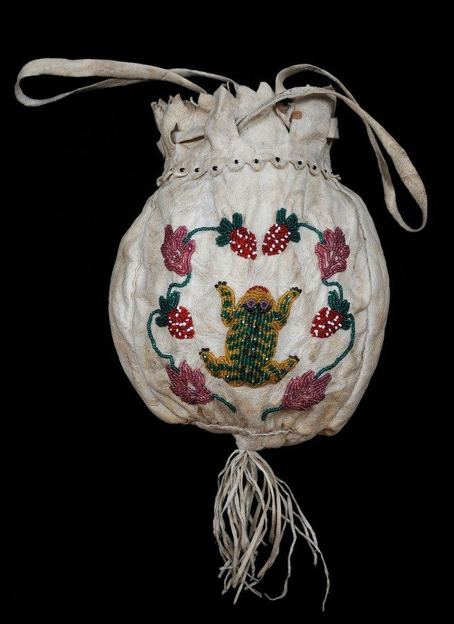 Tlingit Beaded Bag with Frog, Floral and Wild Strawberr: Tlingit Beaded Bag with Frog, Floral and Wild Strawberry Design ca. 1920's 8" H. 6" W. Good Condition