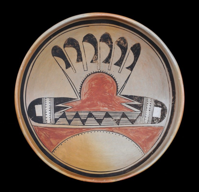 Hopi Pottery Bowl with Painted Design ca. 1920's 11: Hopi Pottery Bowl with Painted Design ca. 1920's 11 1/4" D. 3" H. Good Condition