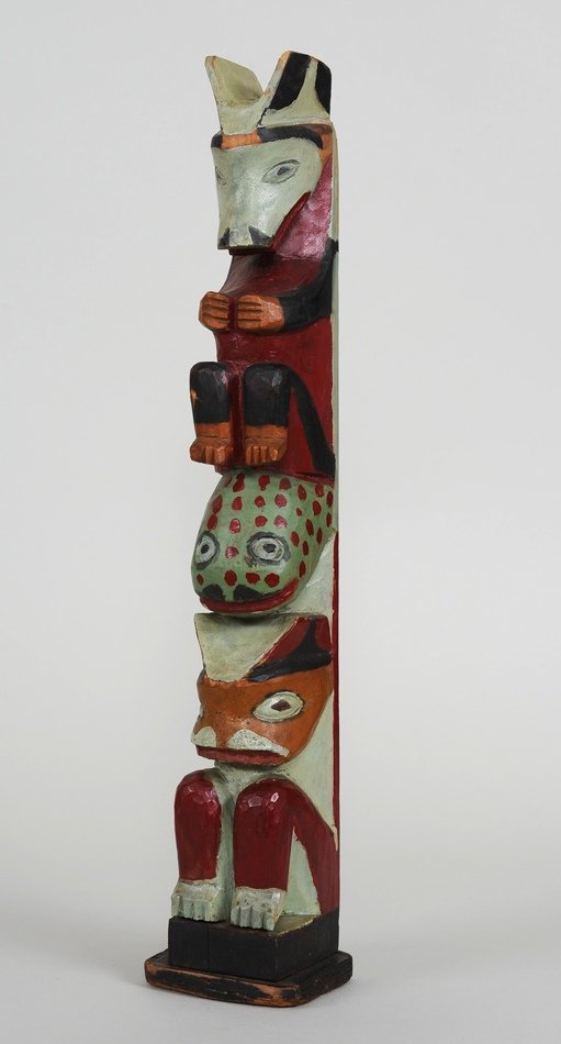 Nuu-chah-nulth Three Figure Totem ca. 1940's 15 1/4" H.: Nuu-chah-nulth Three Figure Totem ca. 1940's 15 1/4" H. Good Condition Minor Loss One Ear