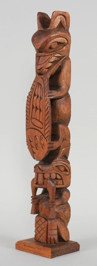 Wilson Williams Nitinaht Totem Carved with Sea Bear: Wilson Williams Nitinaht Totem Carved with Sea Bear Holding a Salmon and Standing On a Bear 25 1/4" H. 5 1/2" W. Base Good Condition