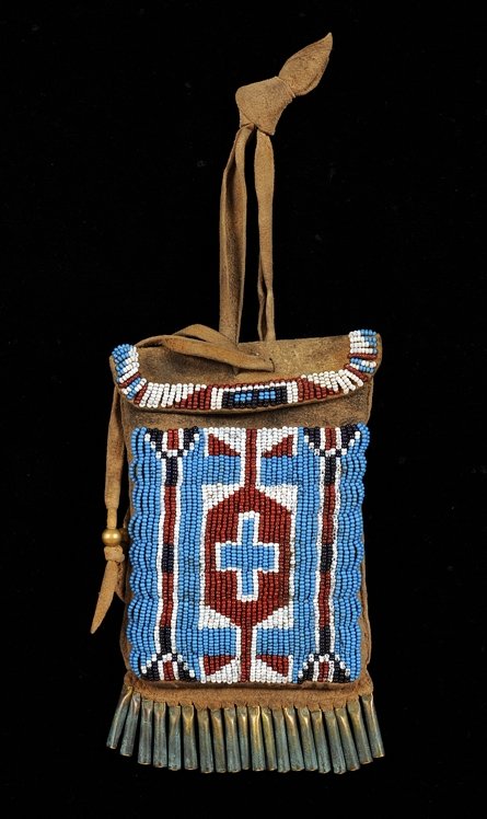 Plains Beaded Strike-A-Lite Pouch with Geometric Design (1 of 2)