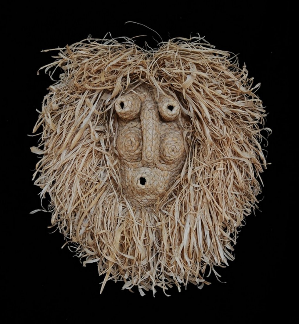 Gaje'sa Corn Husk Mask From Cattaraugus, NY 15" H. 14": Gaje'sa Corn Husk Mask From Cattaraugus, NY 15" H. 14" W. Good Condition