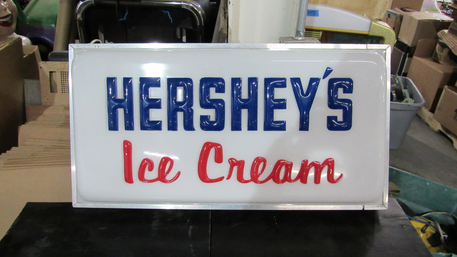 Hershey's Ice Cream Light Up Sign: Hershey's Ice Cream Light Up Sign. Dimensions: 15 x 29 x 5