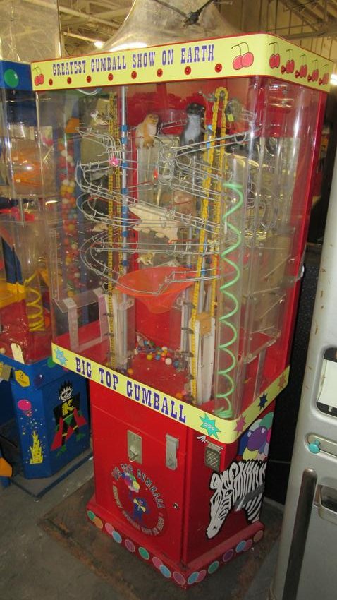 Big Top Gumball Coin Operated Vending Machine: Big Top Gumball Coin Operated Vending Machine, complete and untested. Dimensions: 74 x 29 x 15.5