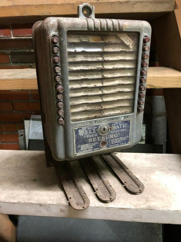 Seeburg Wall-O-Matic Jukebox Wallbox on Bracket: Seeburg Wall-O-Matic Jukebox Wallbox on Bracket.