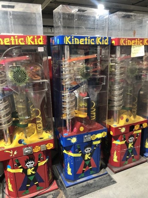 Blue Kinetic Kid Gumball Coin Operated Arcade Game: Blue Kinetic Kid Gumball Coin Operated Arcade Game, complete. Dimensions: 76 x 26 x 24