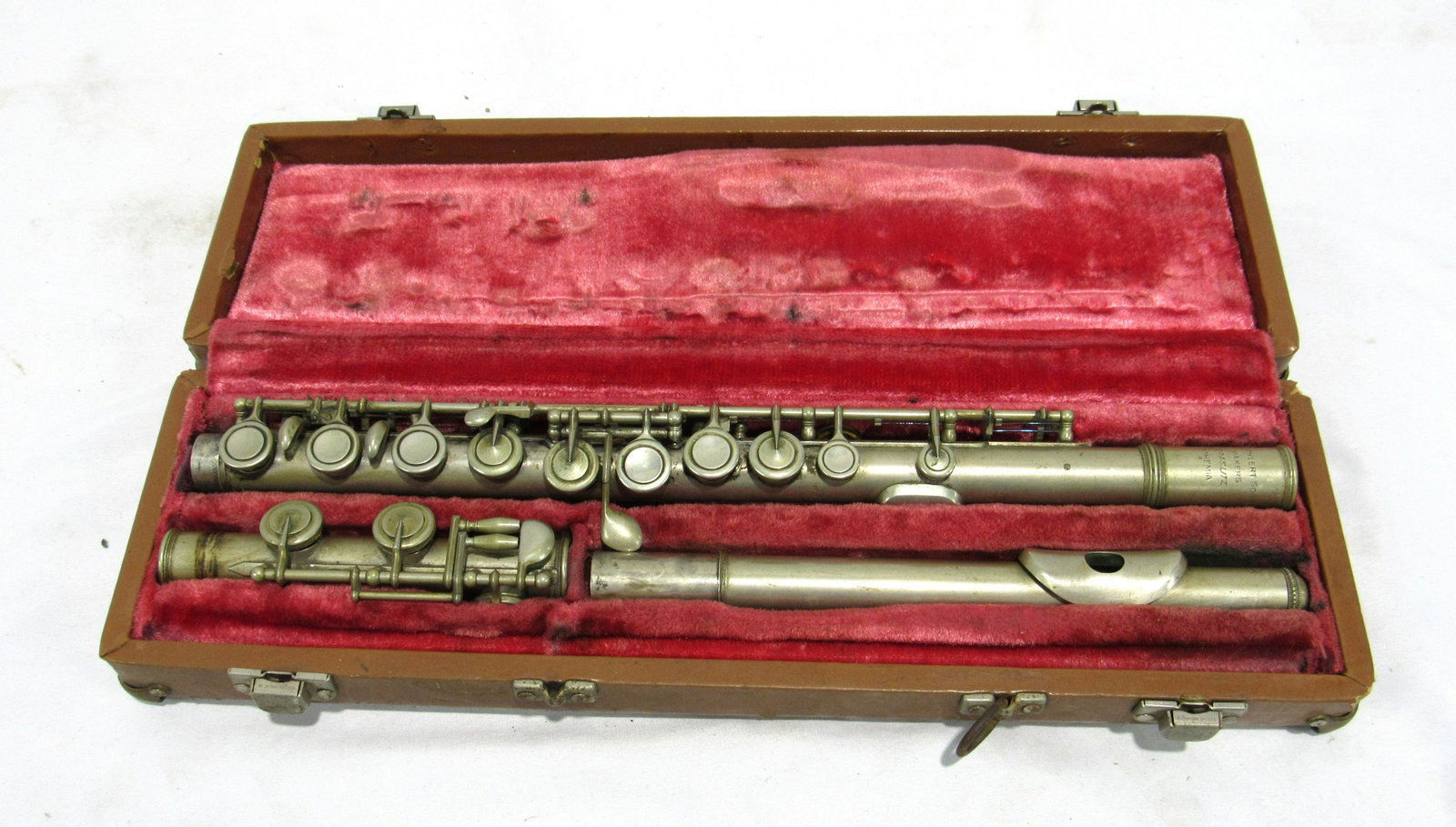 V. Kohlert Son Graslitz Bohemia Piccolo with Case: V. Kohlert Son Graslitz Bohemia Piccolo with Case. Case Dimensions: 5 x 15.5 x 3