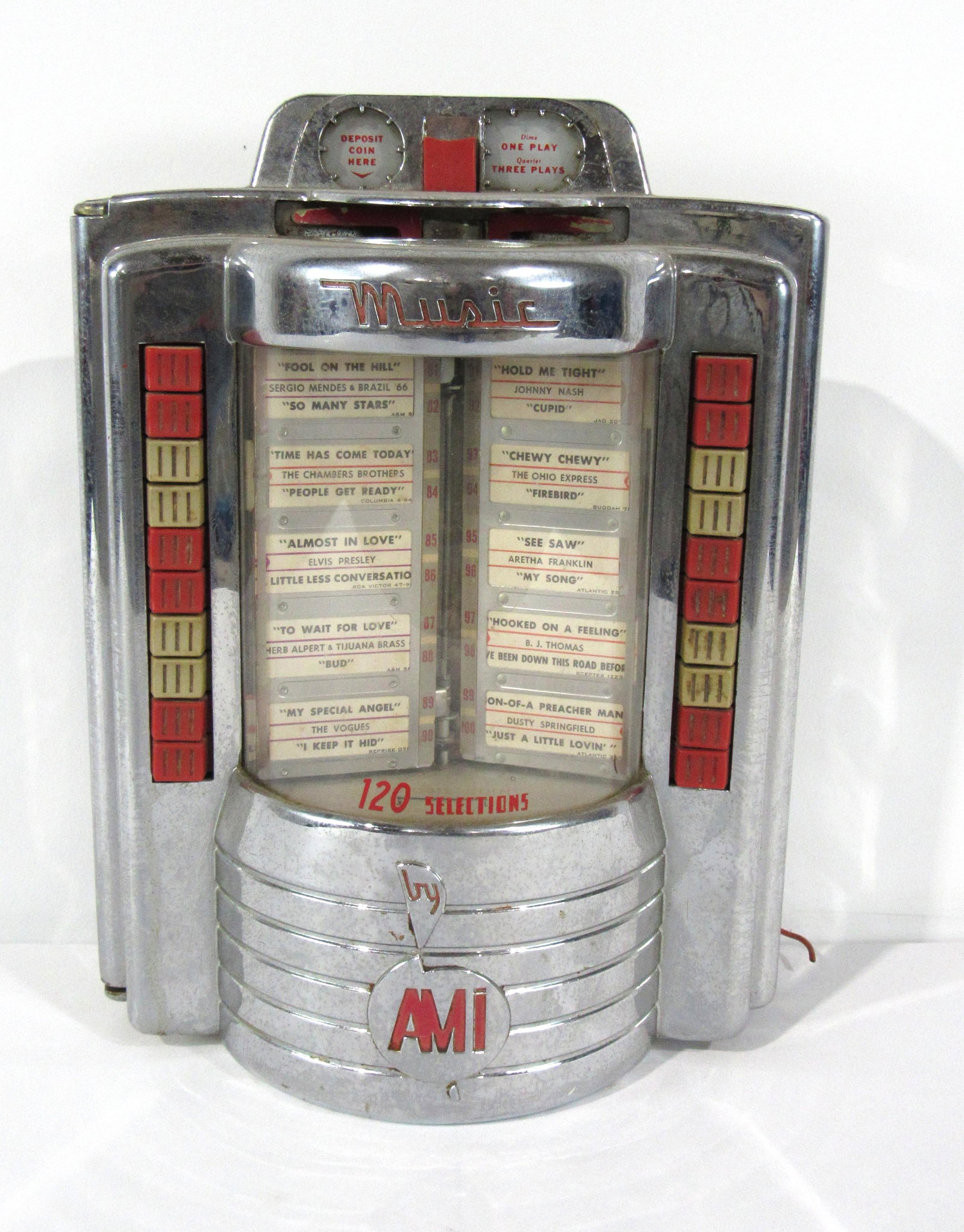 AMI 120 Select Coin Operated Wallbox: AMI 120 Select Coin Operated Wallbox, no key. This item requires third party shipping or pickup arrangements to be made. Dimensions: 15 x 12 x 7